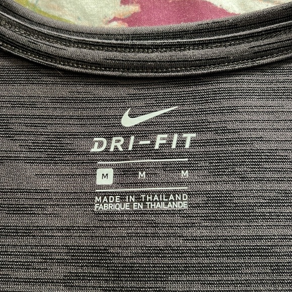 Nike tank top - Picture 2 of 3
